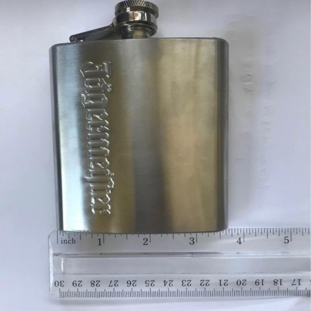 Jäegermeister Deluxe Flask stainless steel 6 oz
